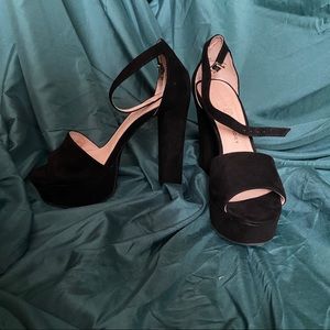 black faux suede heel - chinese laundry